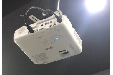Sửa máy chiếu Epson lấy ngay bóng đèn linh kiện giá rẻ